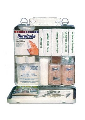 Manitoba Regulation First Aid Kit (24 unit metal)